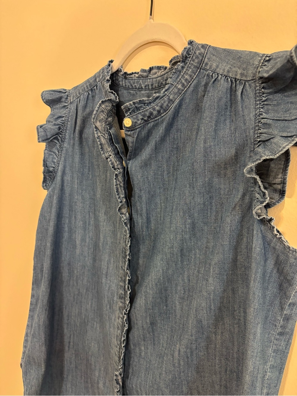 LOFT Ruffle-Sleeve Chambray Top in Blue - Picture 6 of 7